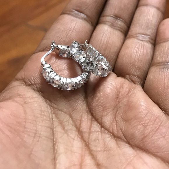 Sterling Silver Diamond Earring - Picture 4 of 6